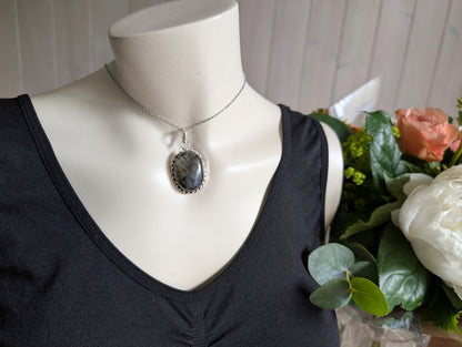 Collier complet avec labradorite et chaîne