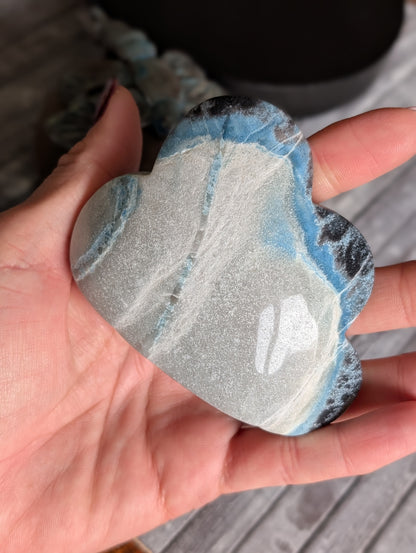 Lot poterie Nuage en trolléite et libellule