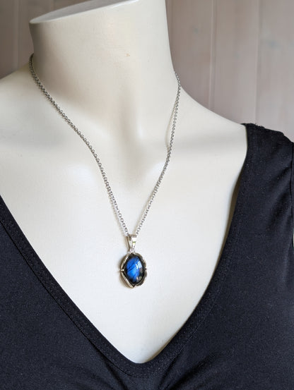 Collier complet avec labradorite et chaîne