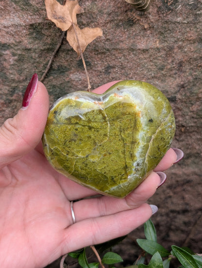 Coeur en opale verte photo contractuelle