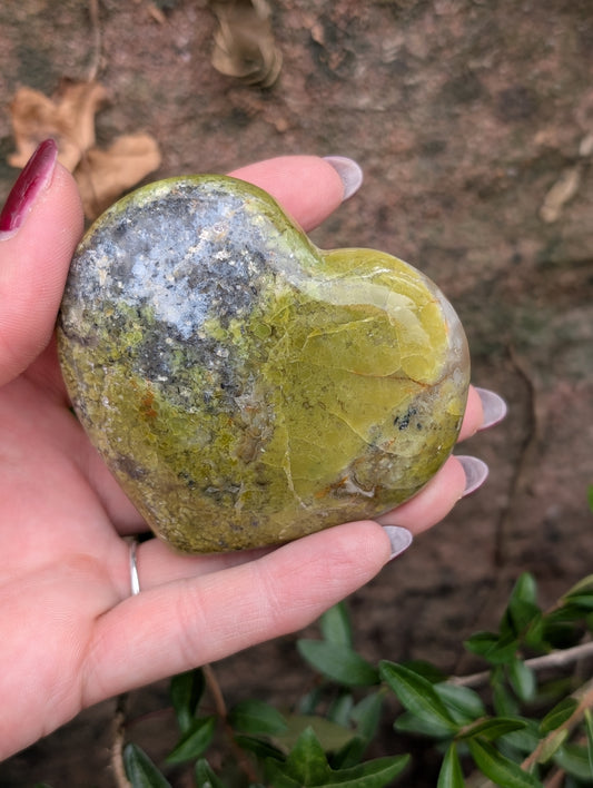 Coeur en opale verte photo contractuelle