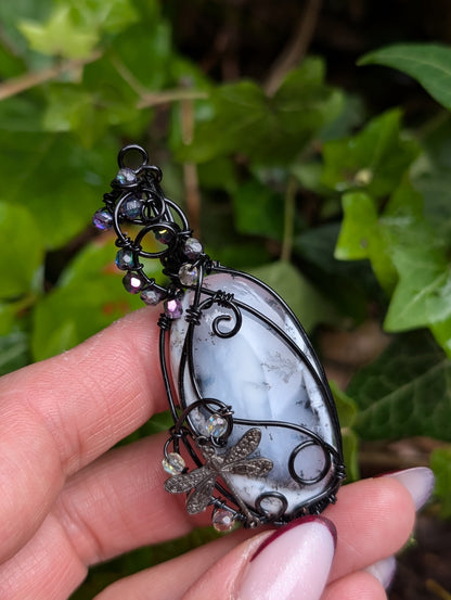 Collier wirewrap opale à dendrites ou merlinite