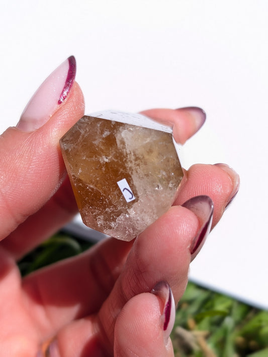 Pointe de citrine véritable
