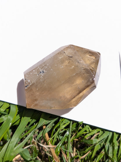 Pointe de citrine véritable