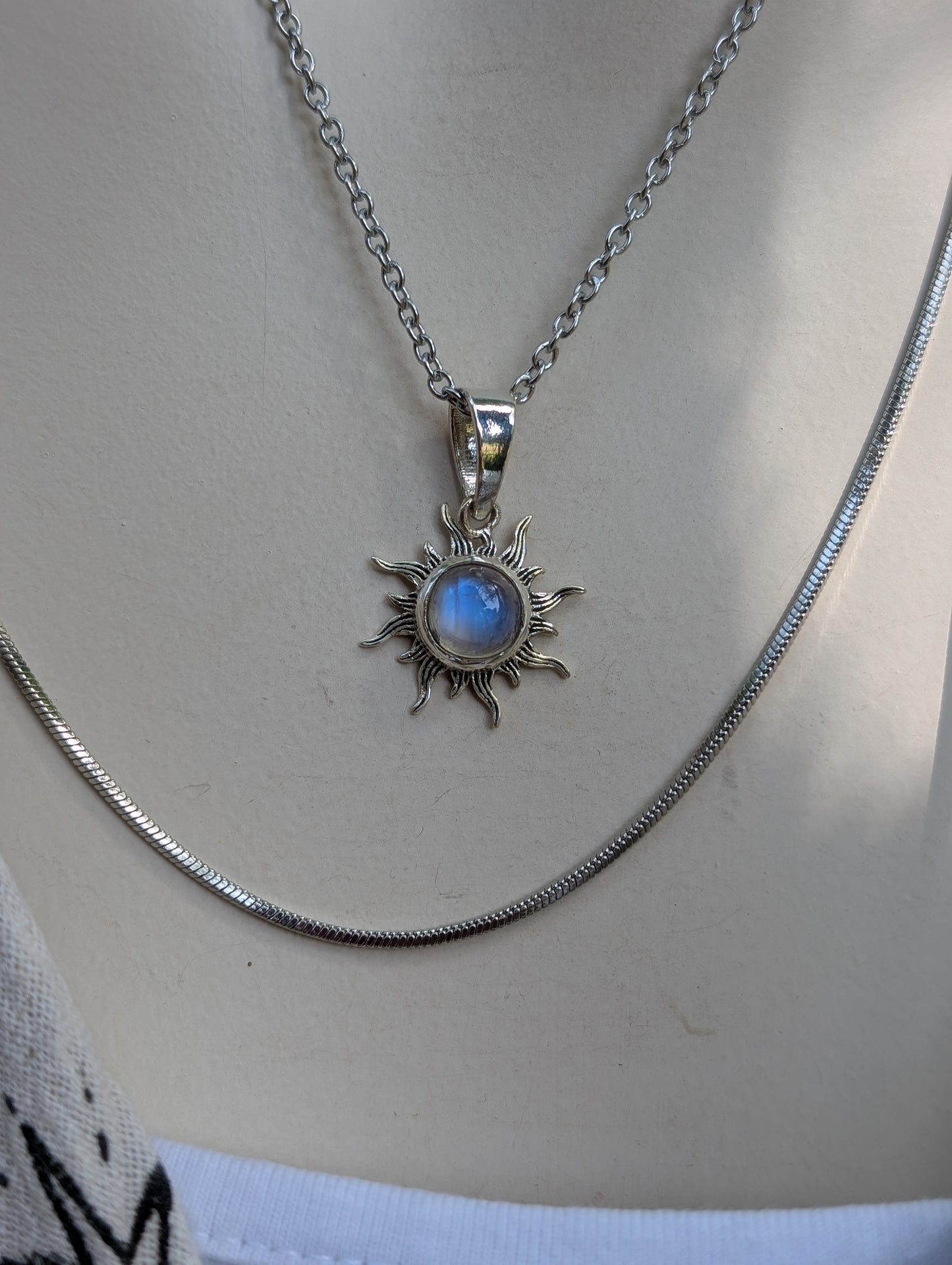 Collier double avec labradorite blanche pierre de lune arc-en-ciel