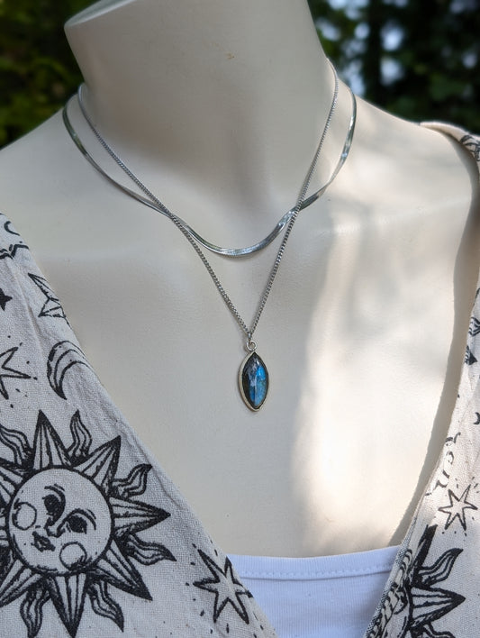 Collier double avec labradorite bleue