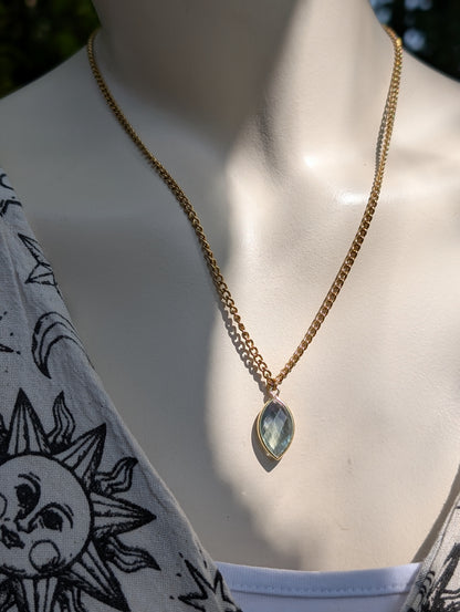 Collier double doré en fluorite