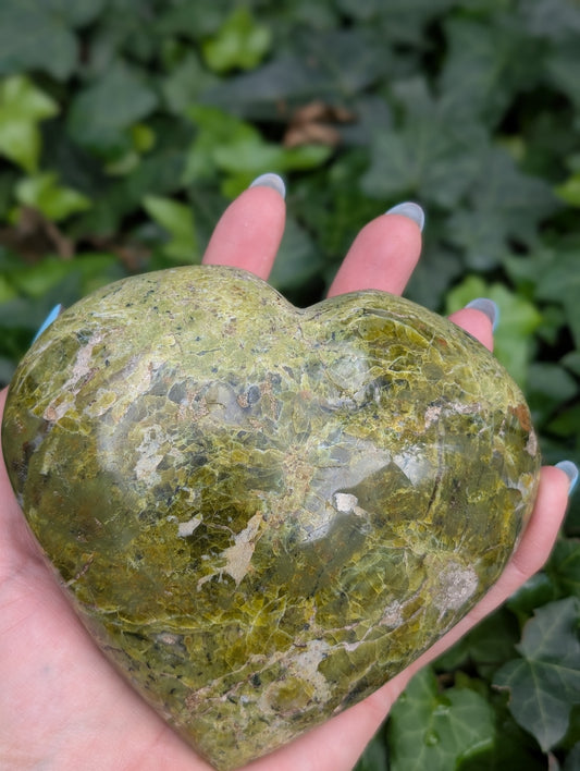 Coeur en opale verte photo contractuelle