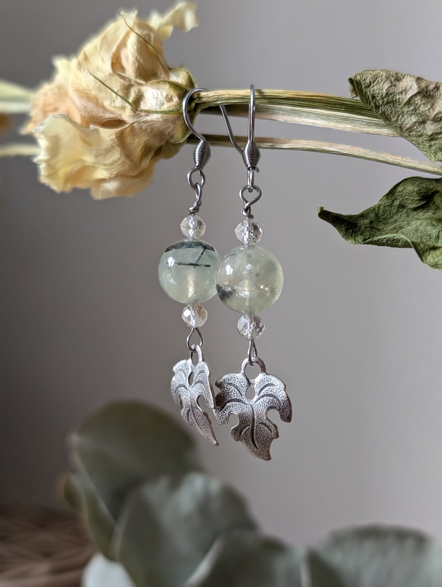 Boucles d'oreilles prehnite