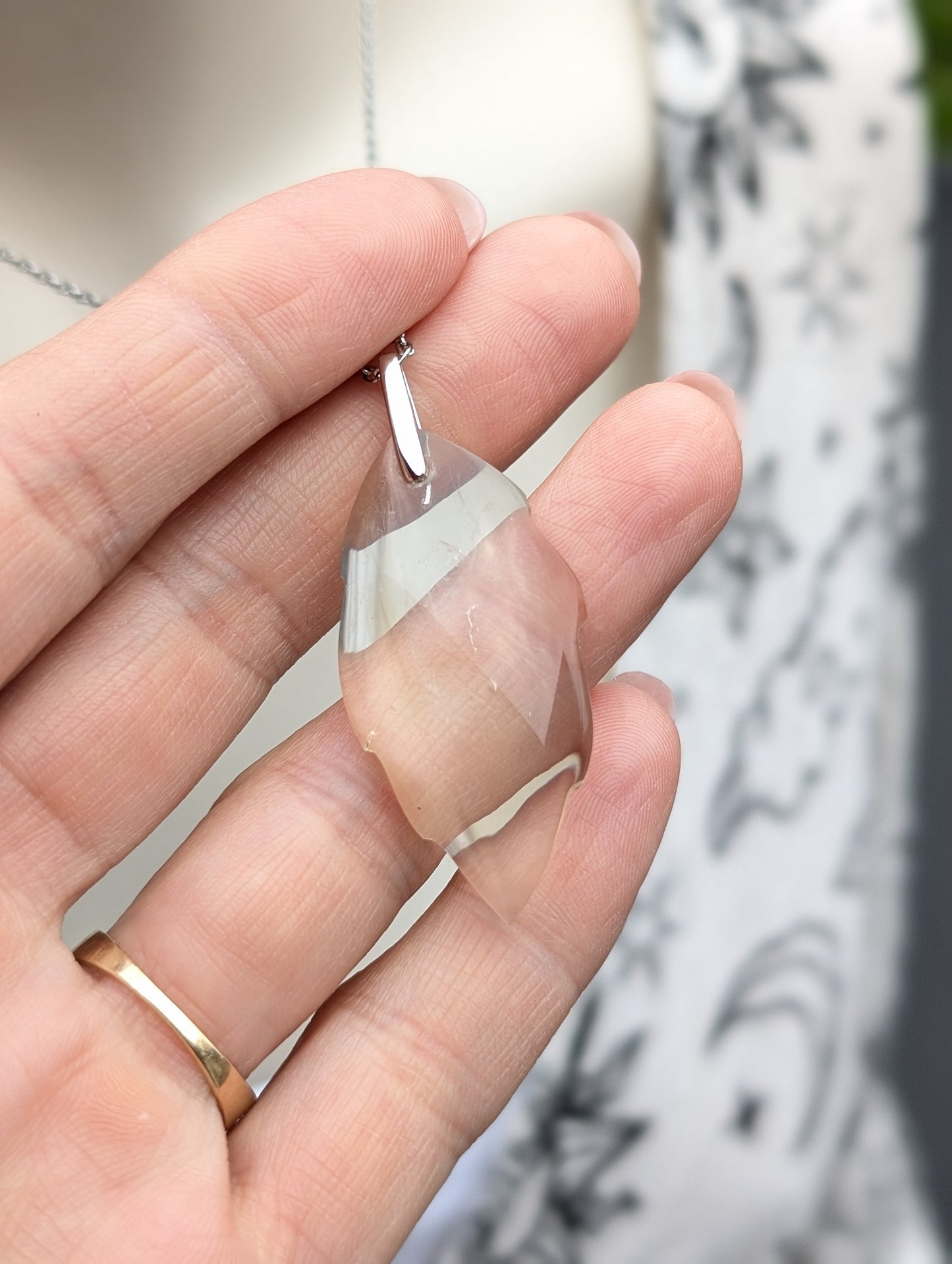 Pendentif feuille citrine véritable