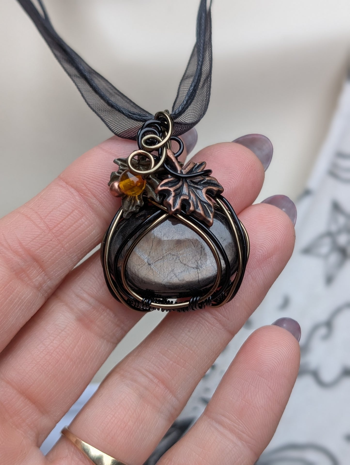 Collier  avec saphir - corindon