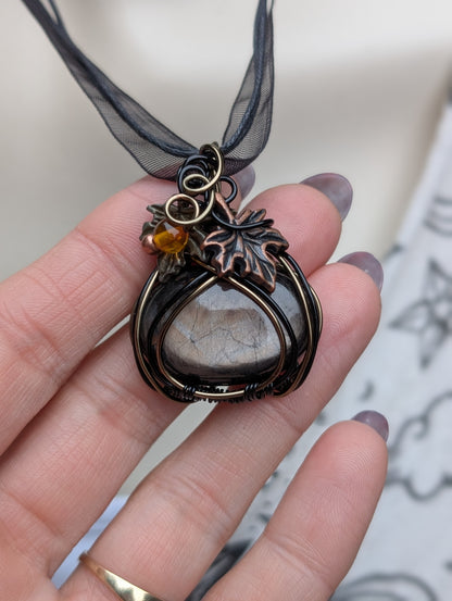 Collier  avec saphir - corindon