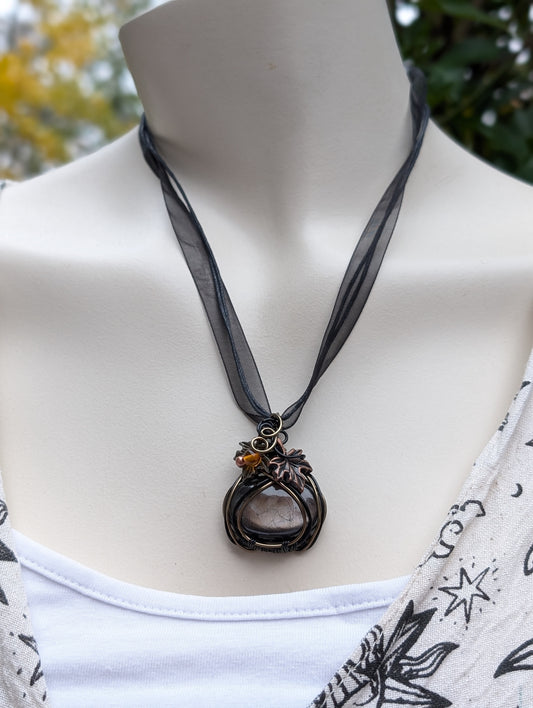 Collier  avec saphir - corindon