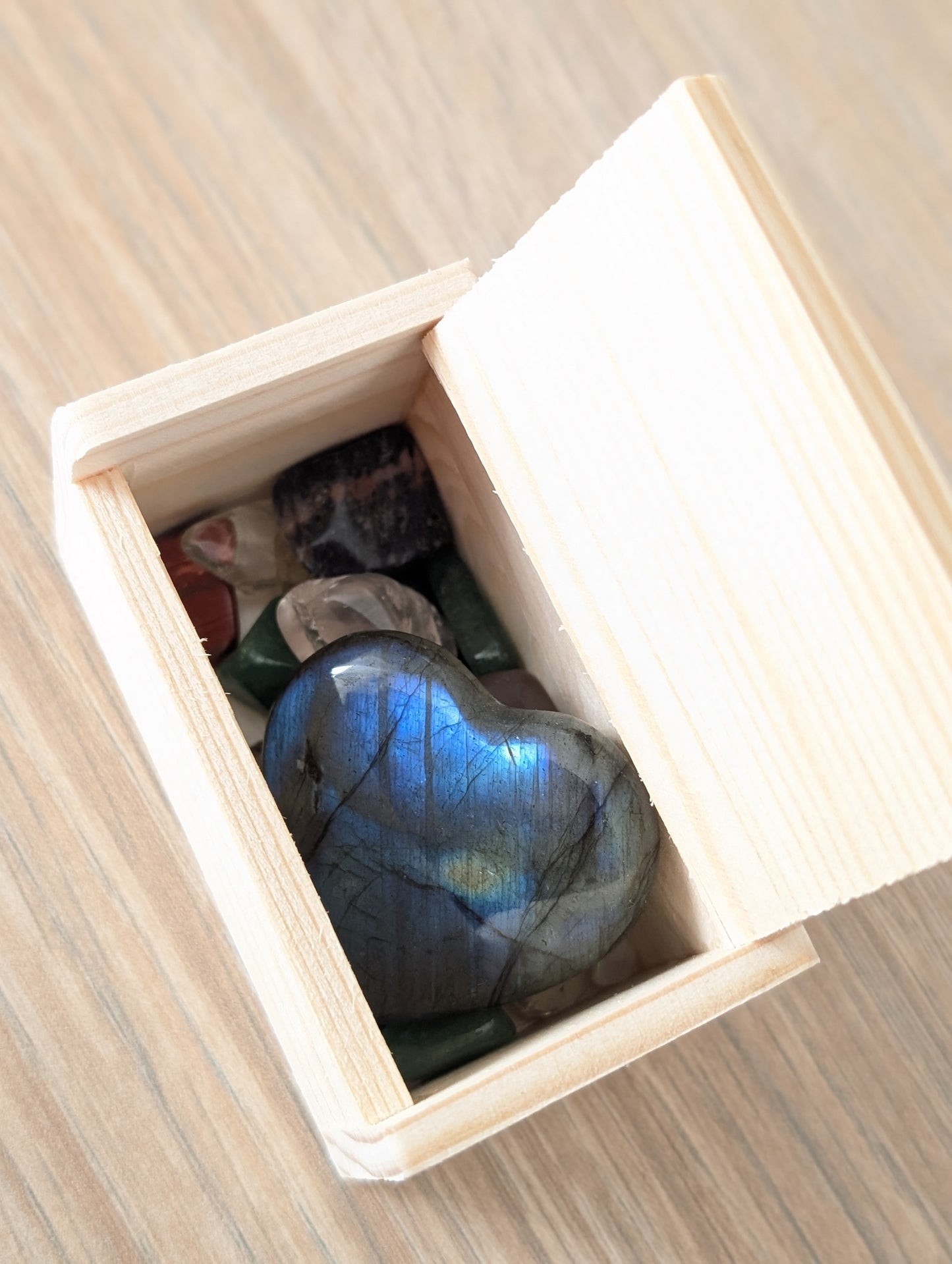 Idée cadeau box labradorite bracelet et coeur