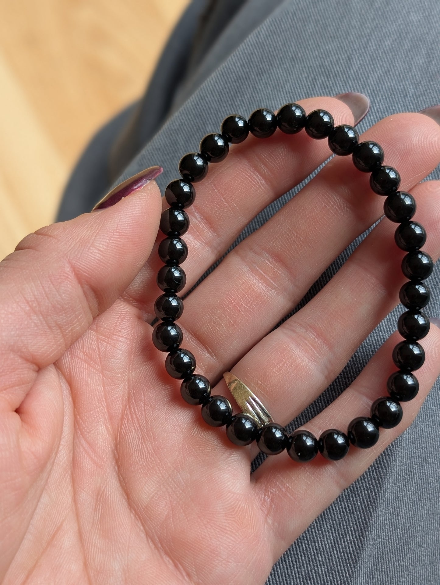 Bracelet en spinelle noire 17 cm