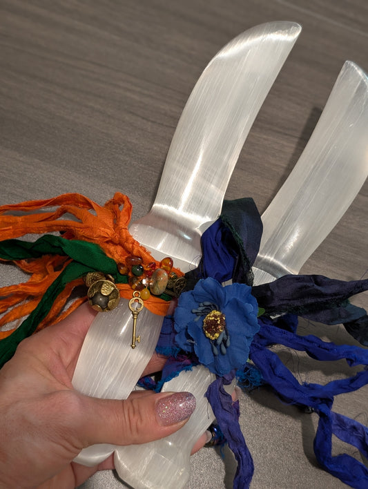 Couteau rituel en sélénite - 25 cm environ