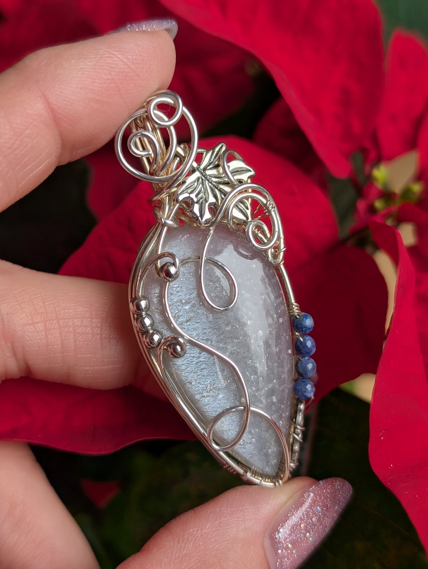 Collier Elfique avec pierre de lune et sodalites