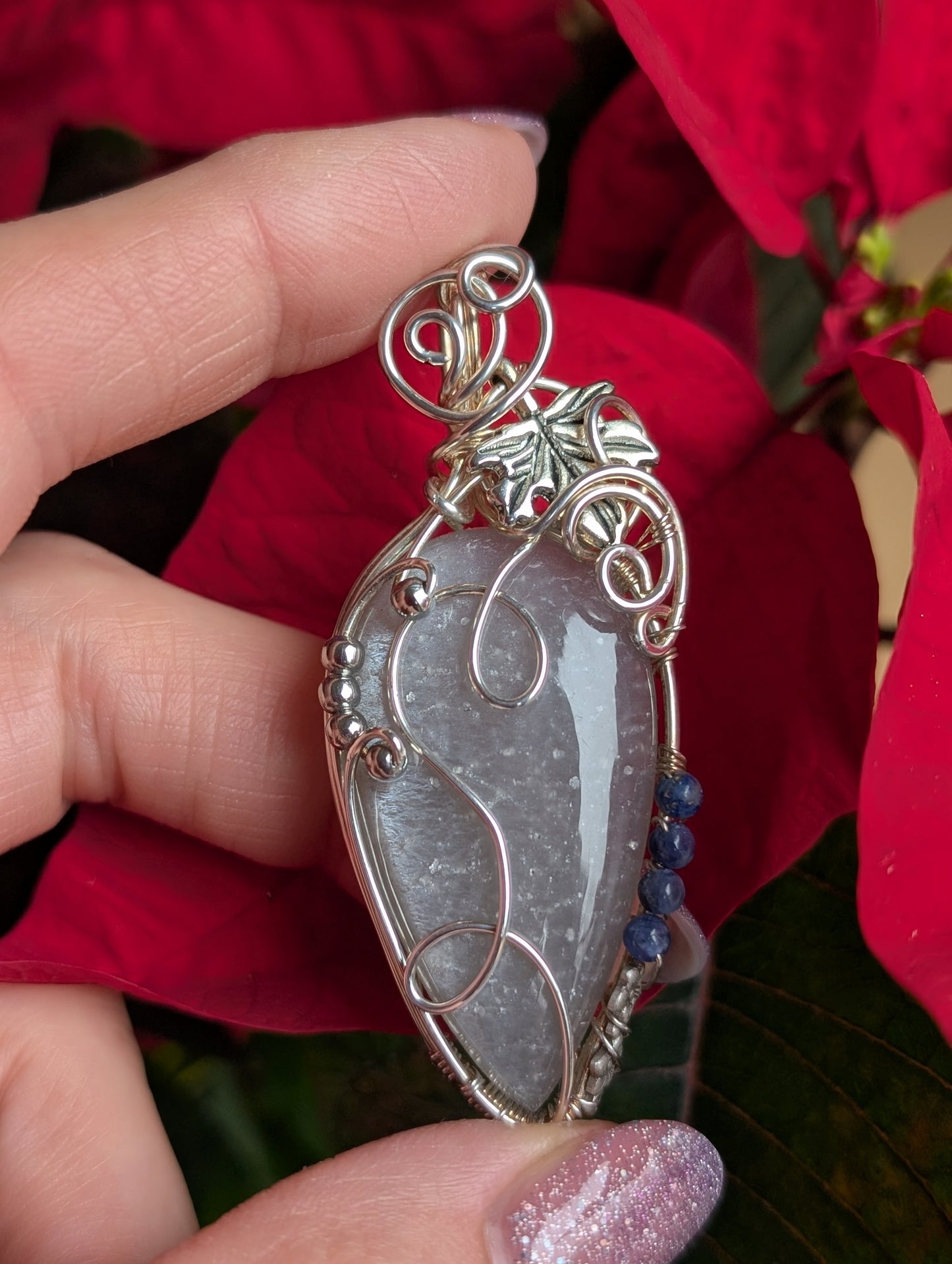 Collier Elfique avec pierre de lune et sodalites