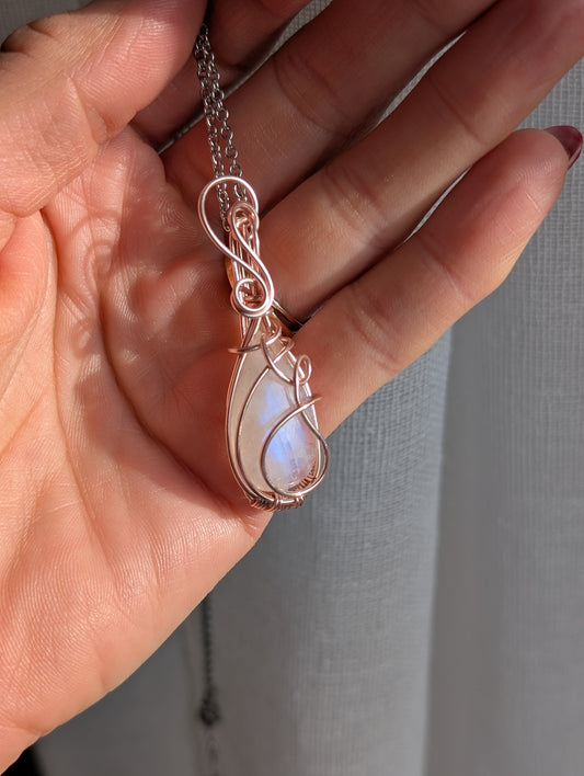 Collier labradorite blanche pierre de lune arc-en-ciel