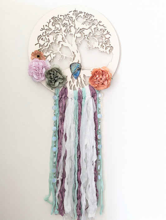 Décoration bois du Jura et soie modèle unique boho chic