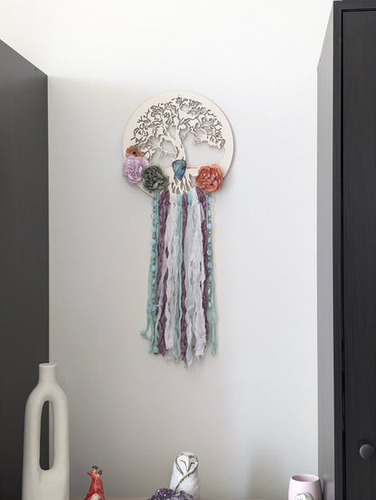 Décoration bois du Jura et soie modèle unique boho chic