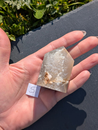 Pointe en agate du Brésil au choix