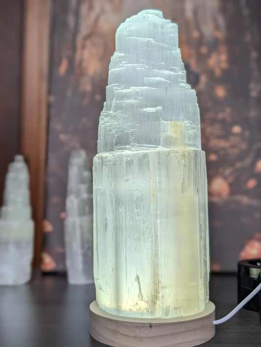 Lampe sélénite avec socle lumineux