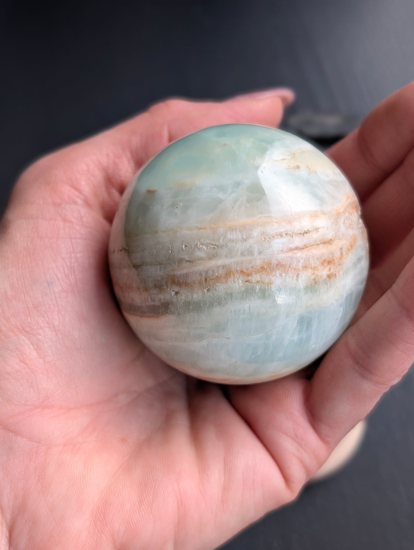 Sphère de calcite bleue 5.8 cm