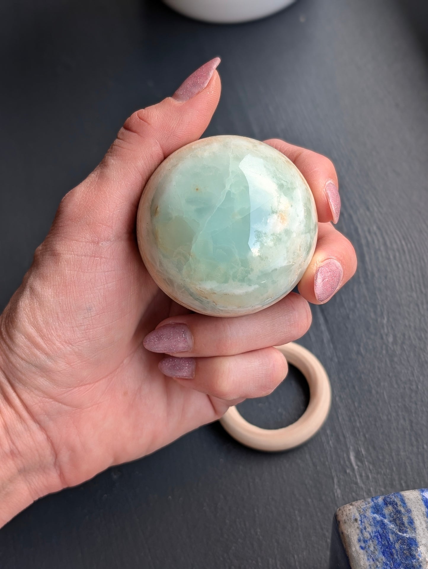 Sphère de calcite bleue 5.8 cm