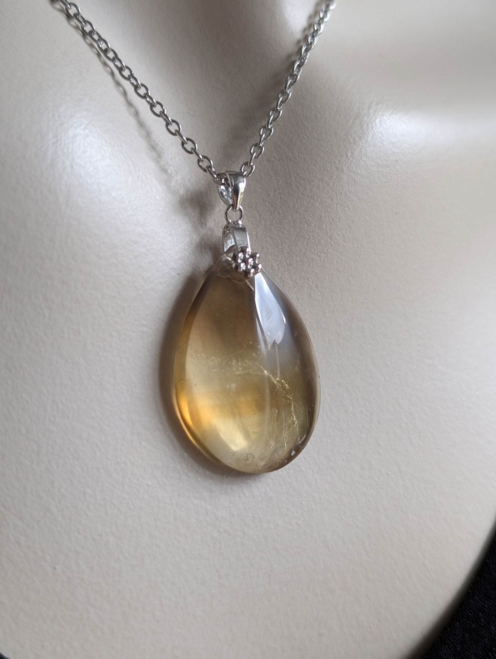 Pendentif citrine avec chaîne inox - Aurore Lune 