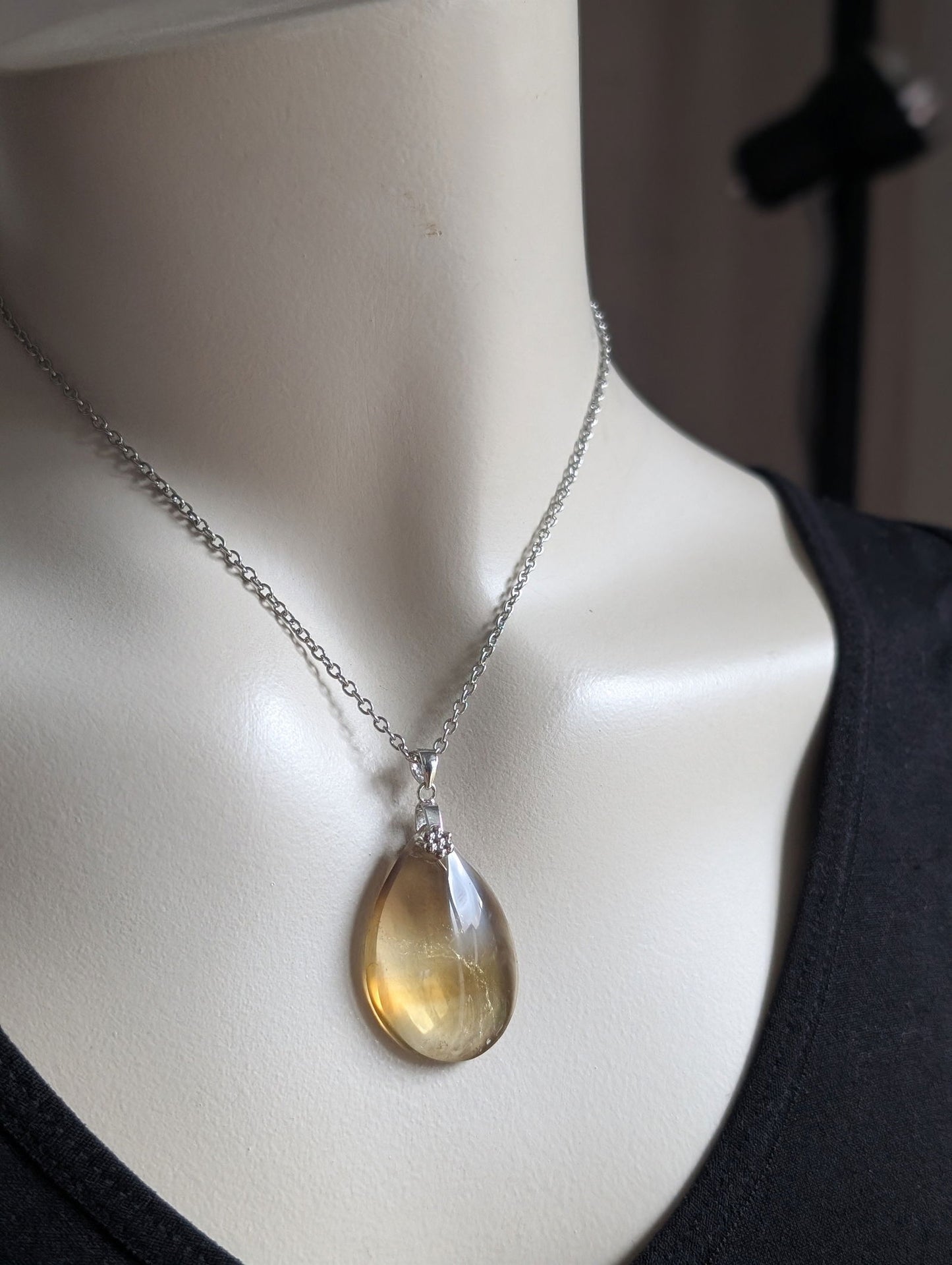 Pendentif citrine avec chaîne inox - Aurore Lune 