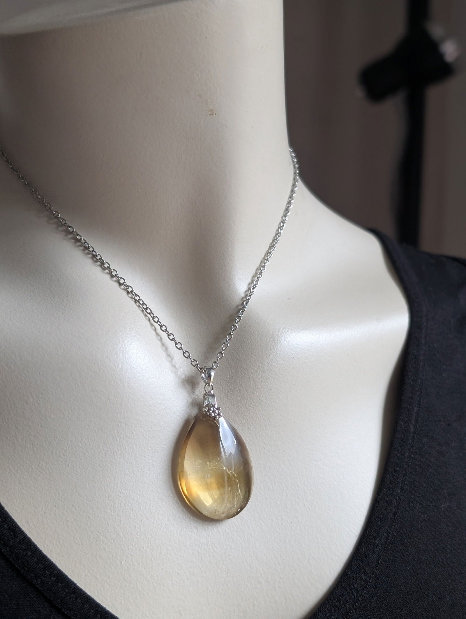 Pendentif citrine avec chaîne inox - Aurore Lune 