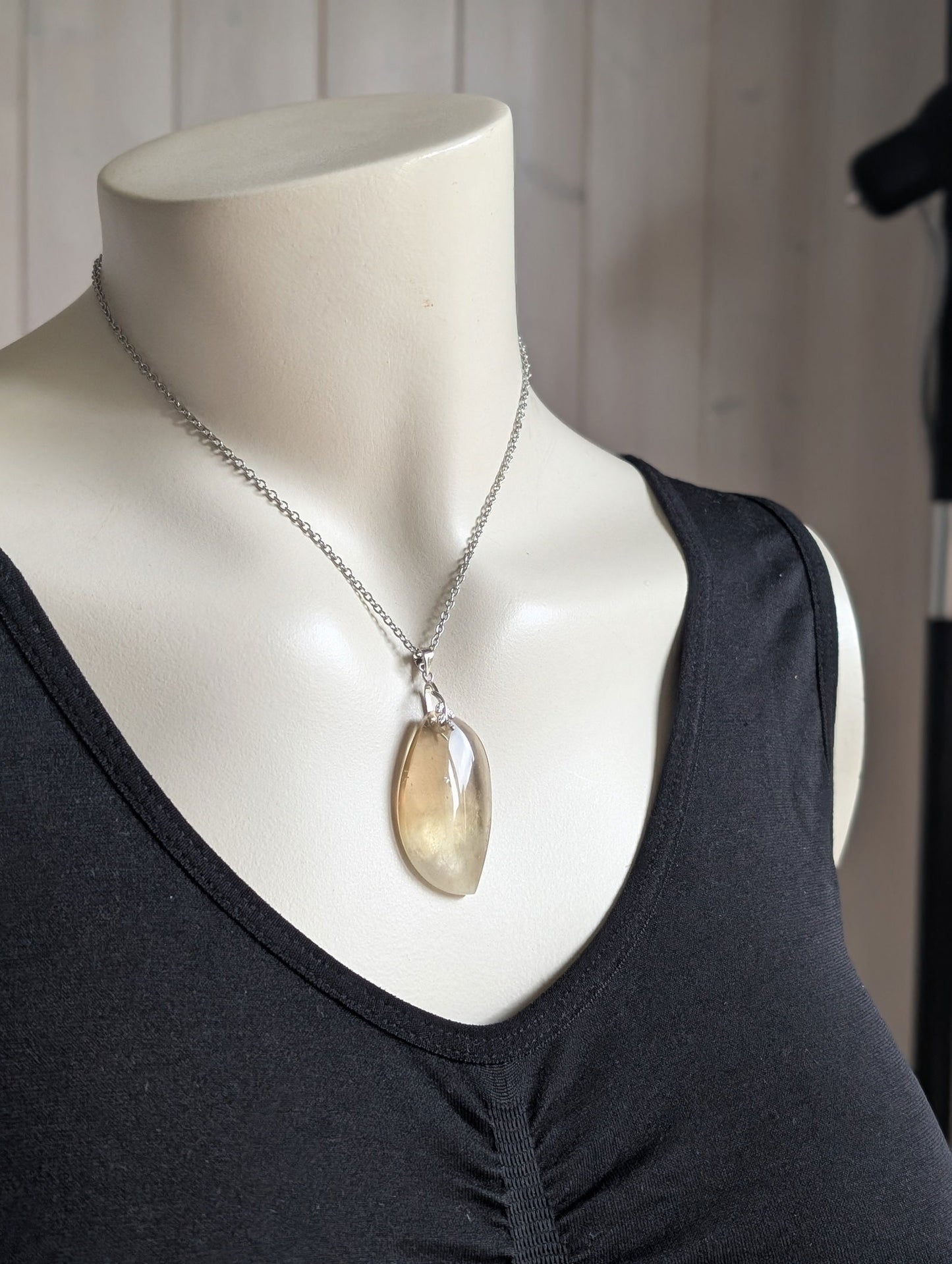Pendentif citrine avec chaîne inox - Aurore Lune 