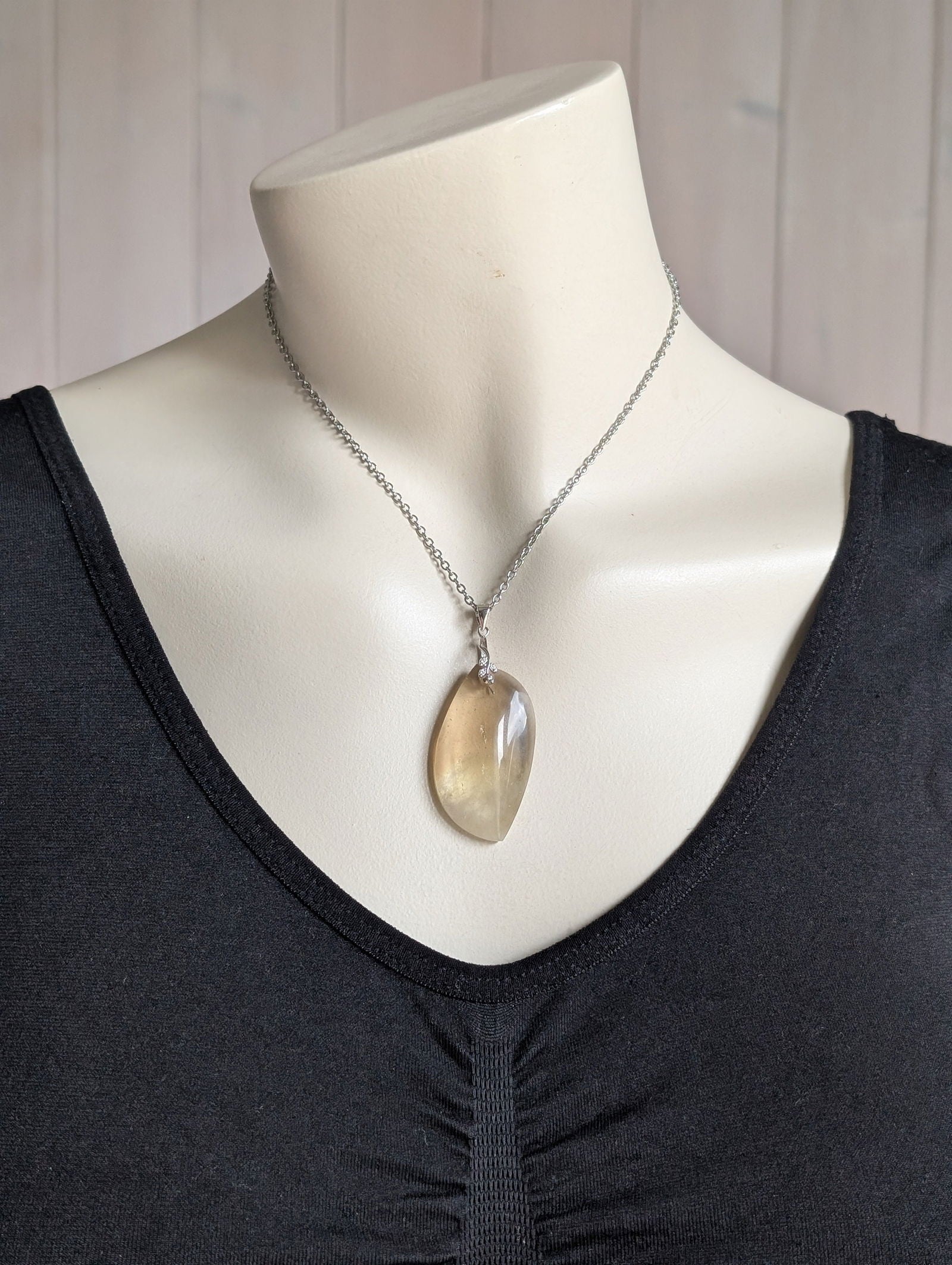 Pendentif citrine avec chaîne inox - Aurore Lune 