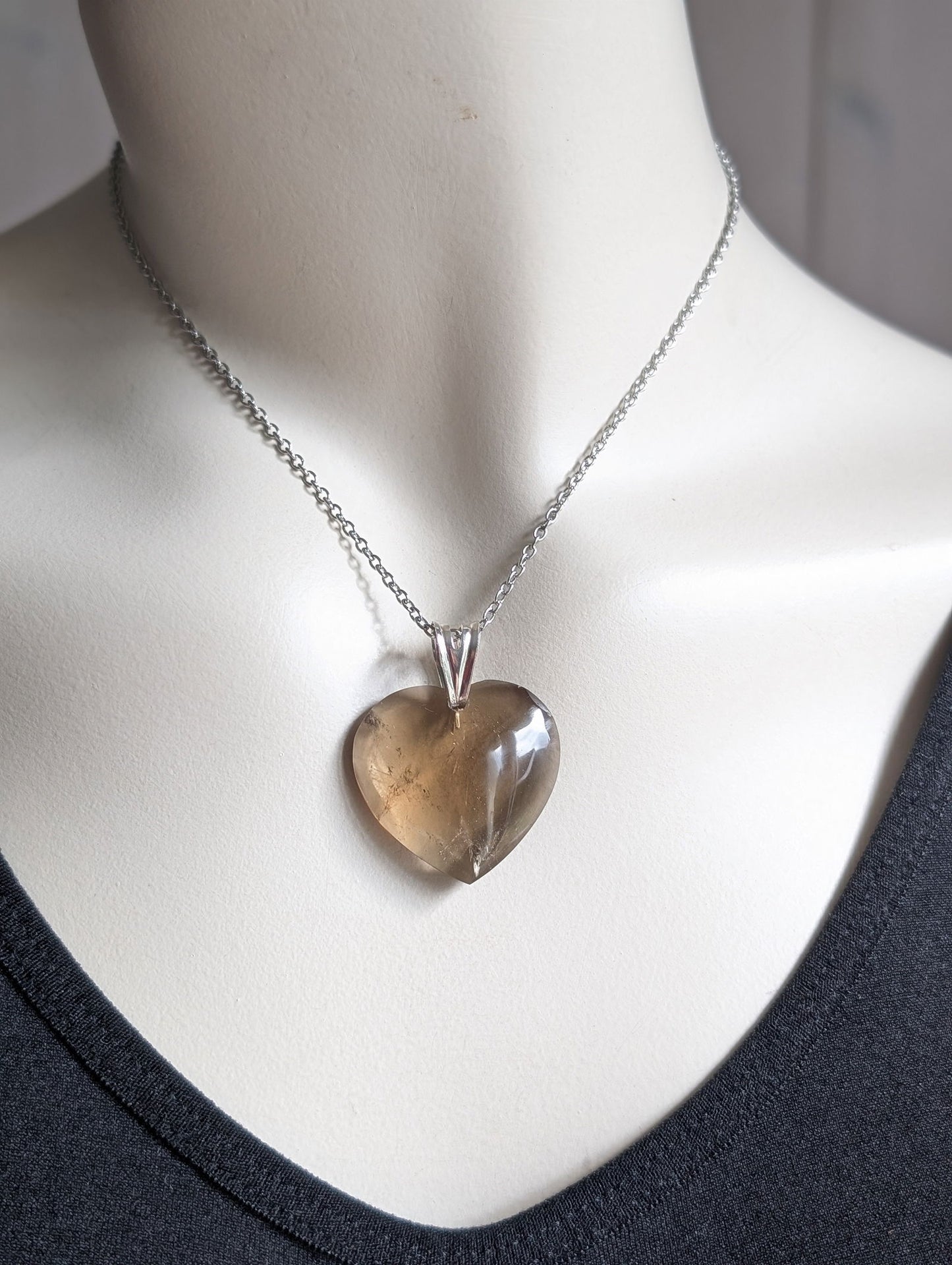 Pendentif coeur citrine avec chaîne inox - Aurore Lune 
