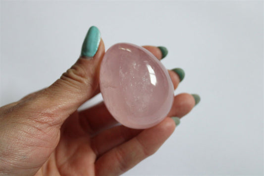 Petit oeuf de quartz rose - Aurore Lune 