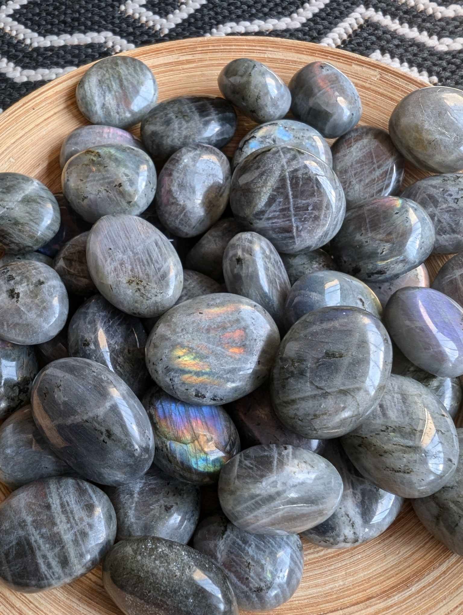 Pierre roulée labradorite - Aurore Lune 