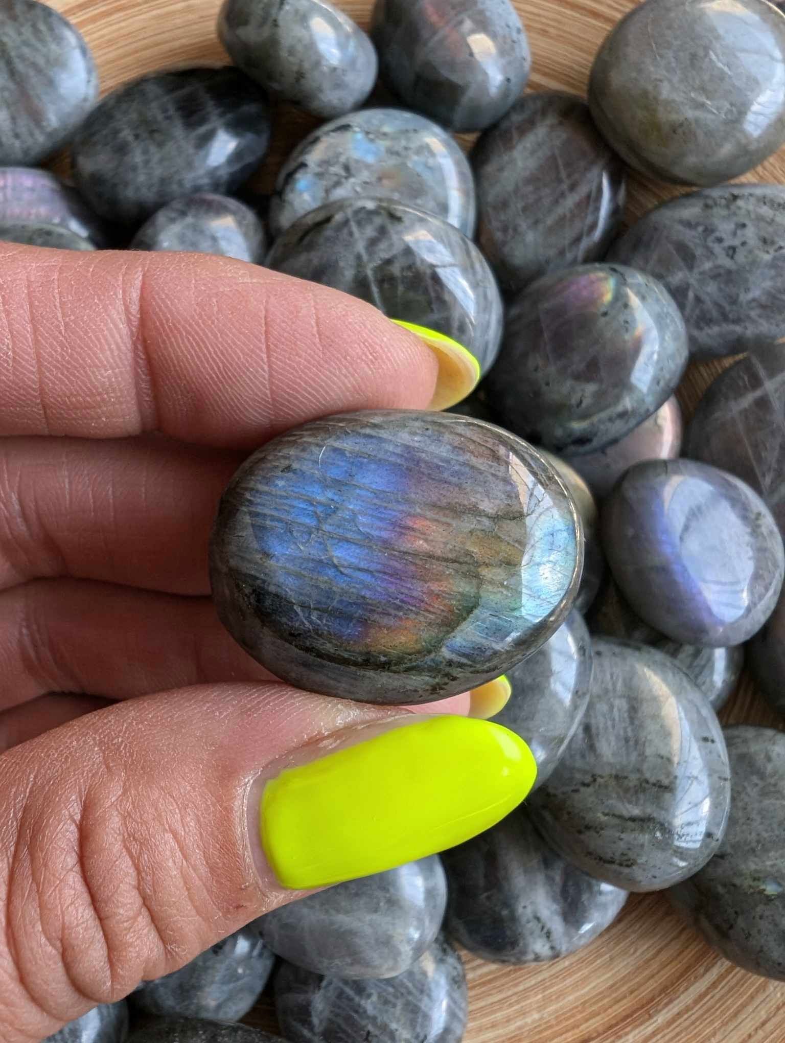 Pierre roulée labradorite - Aurore Lune 