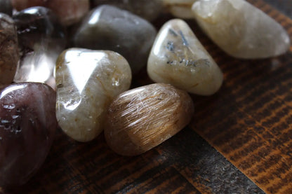 Pierre roulée quartz rutilé - Aurore Lune 