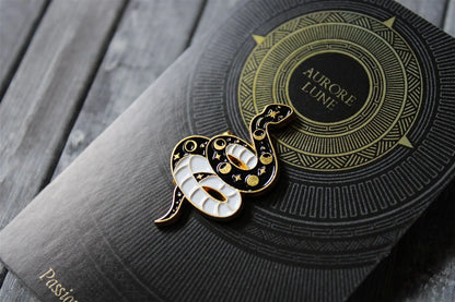 Pin's serpents - Aurore Lune 