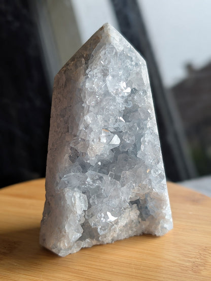 Pointe de célestite célestine brute - Aurore Lune 