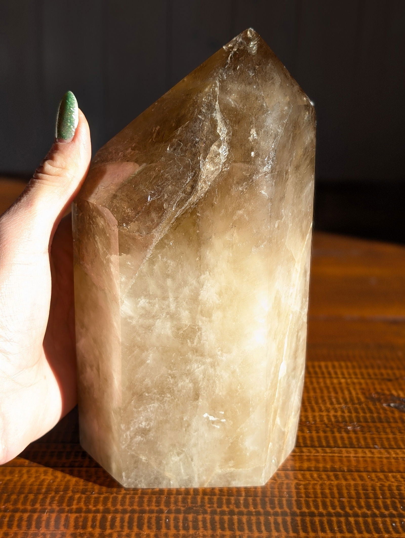 Pointe de citrine 2.7 kg - Aurore Lune 
