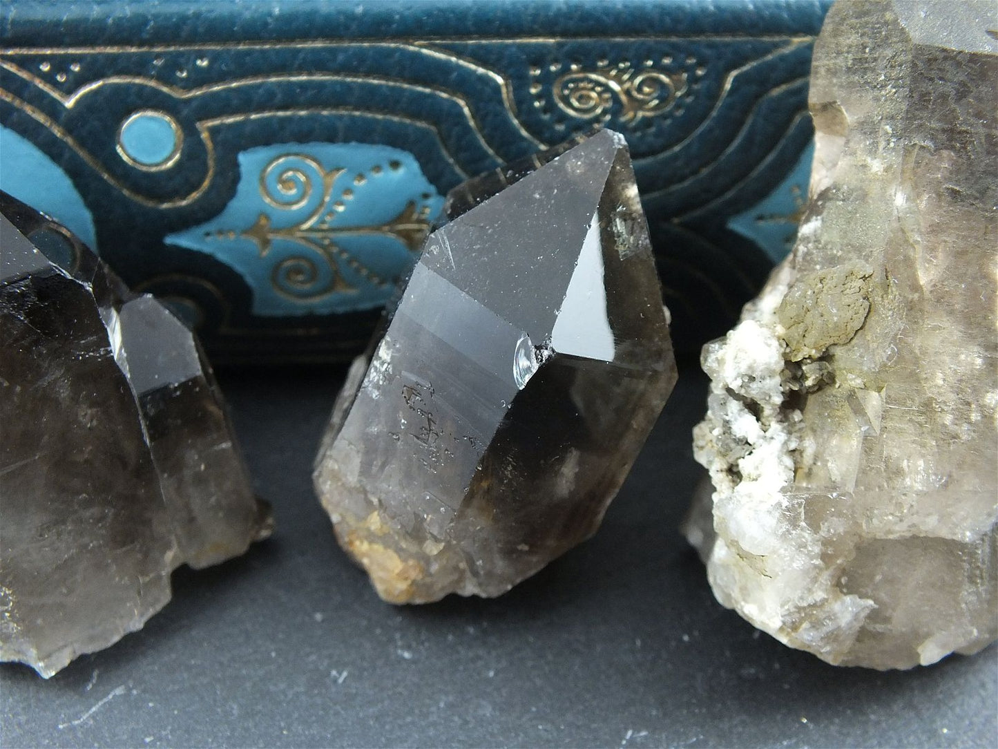 Pointe de quartz fumé ou enfumé brute AU CHOIX - Aurore Lune 