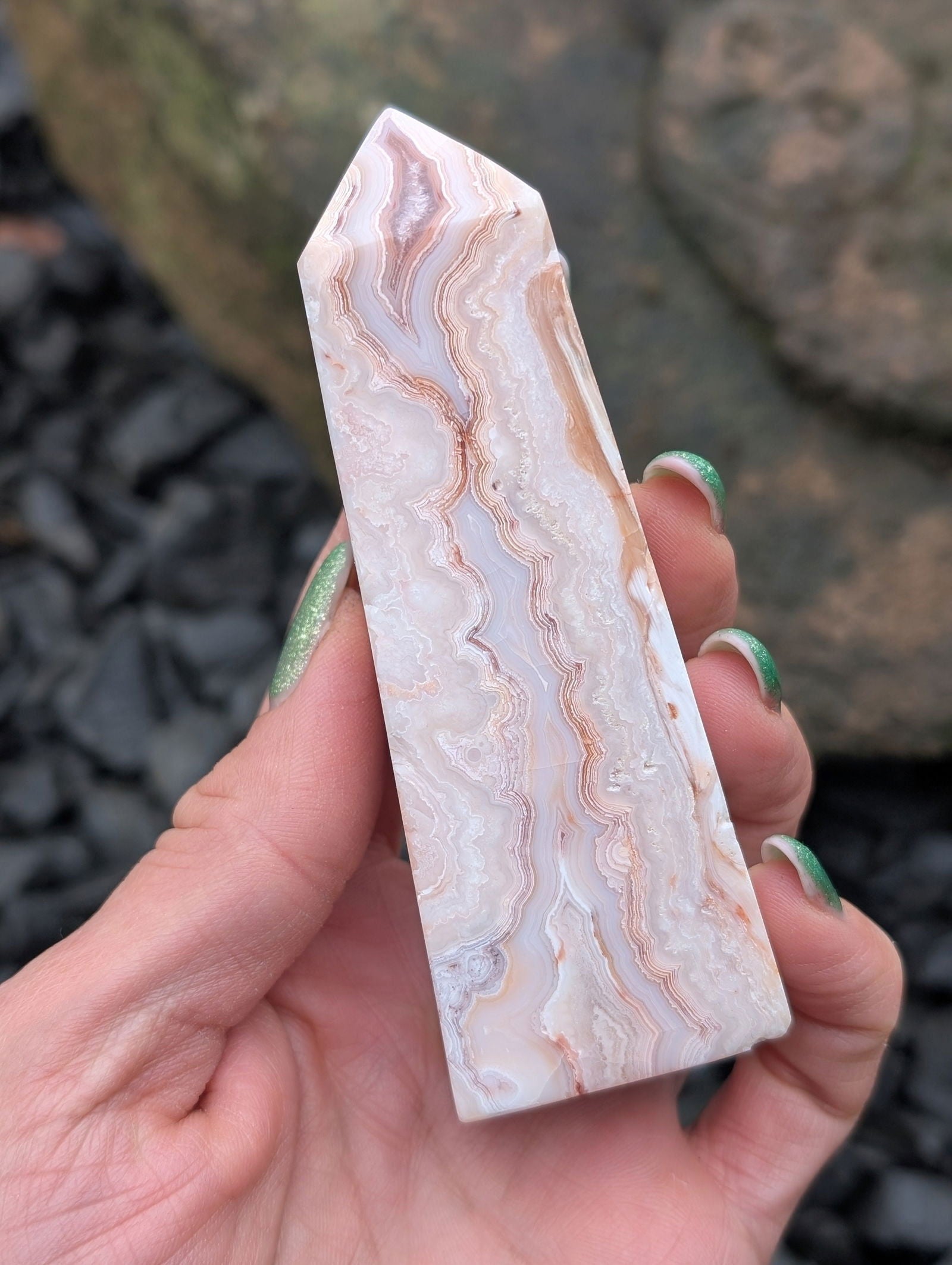 Pointe en agate crazy lace - Aurore Lune 