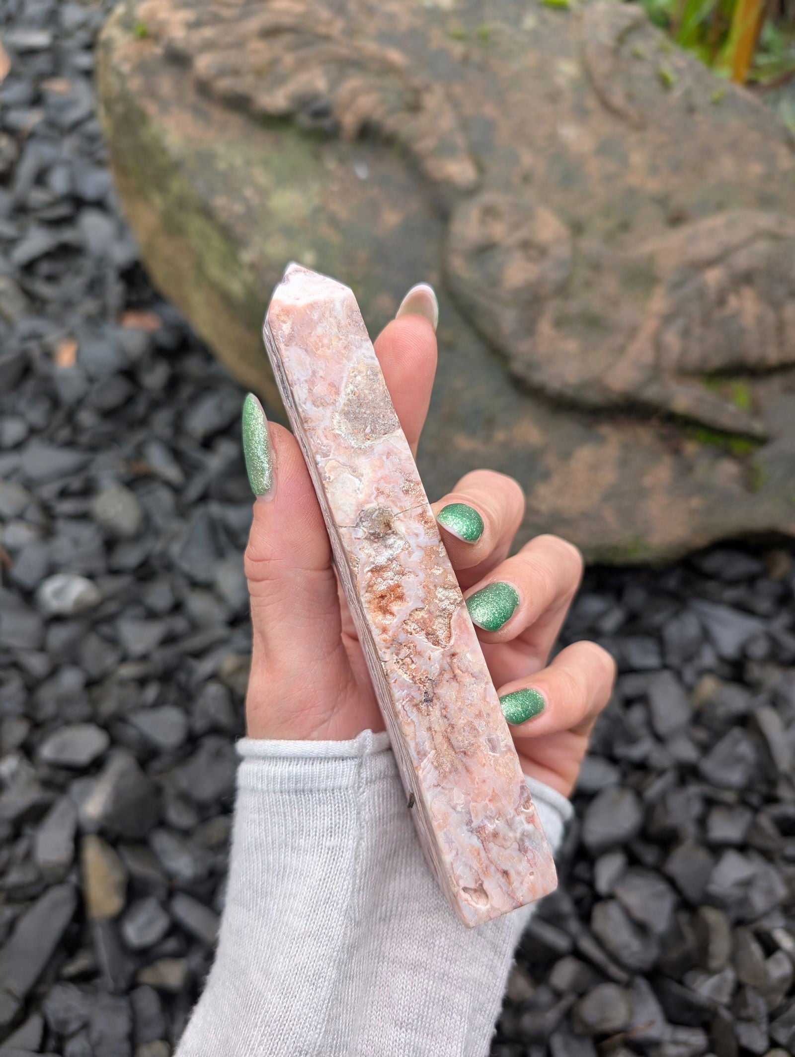 Pointe en agate crazy lace - Aurore Lune 
