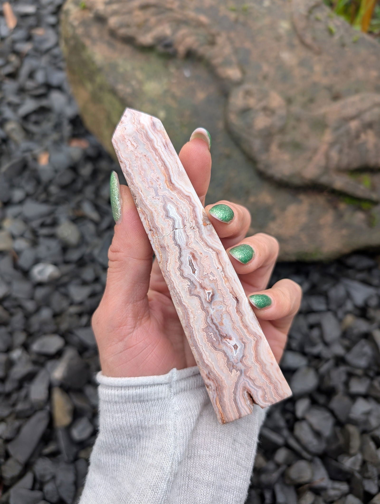 Pointe en agate crazy lace - Aurore Lune 