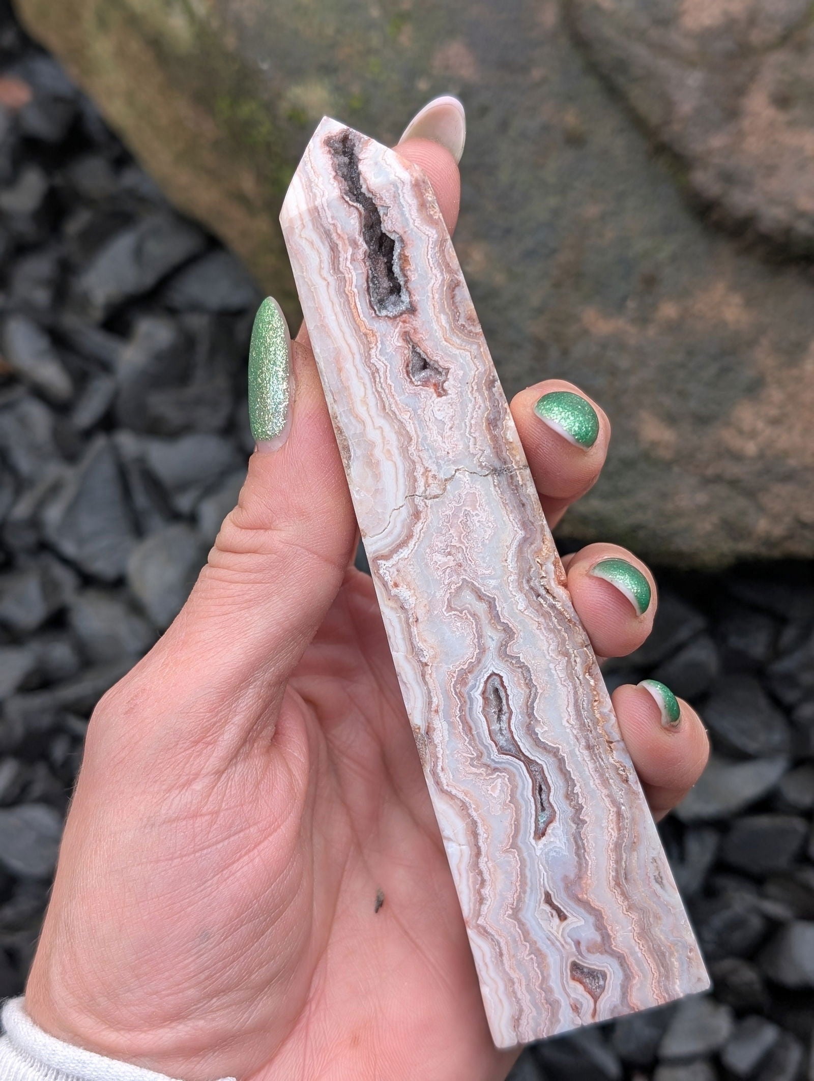Pointe en agate crazy lace - Aurore Lune 