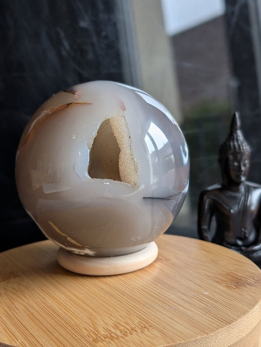 Sphere agate cristallisée 8 cm - Aurore Lune 