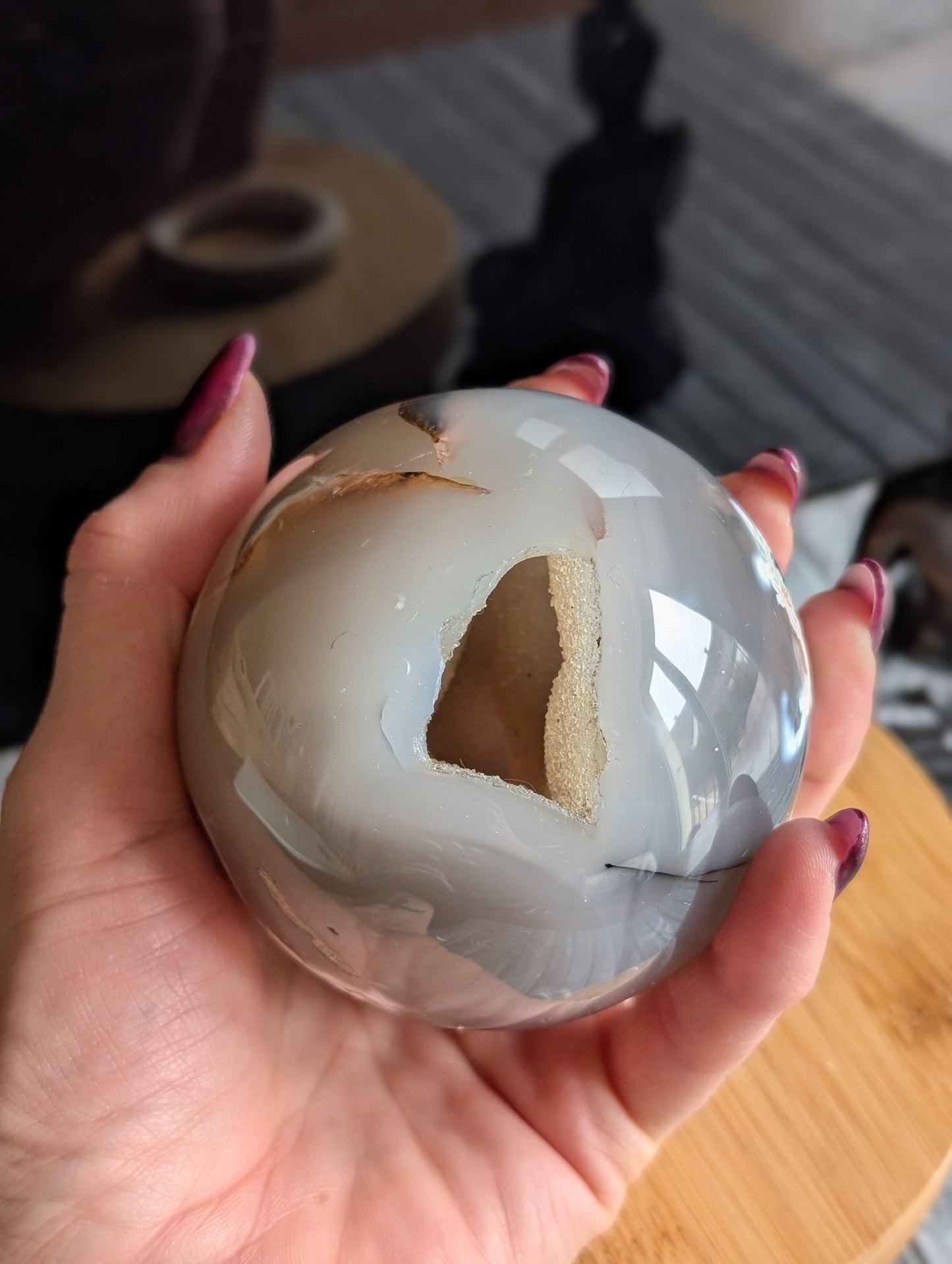 Sphere agate cristallisée 8 cm - Aurore Lune 