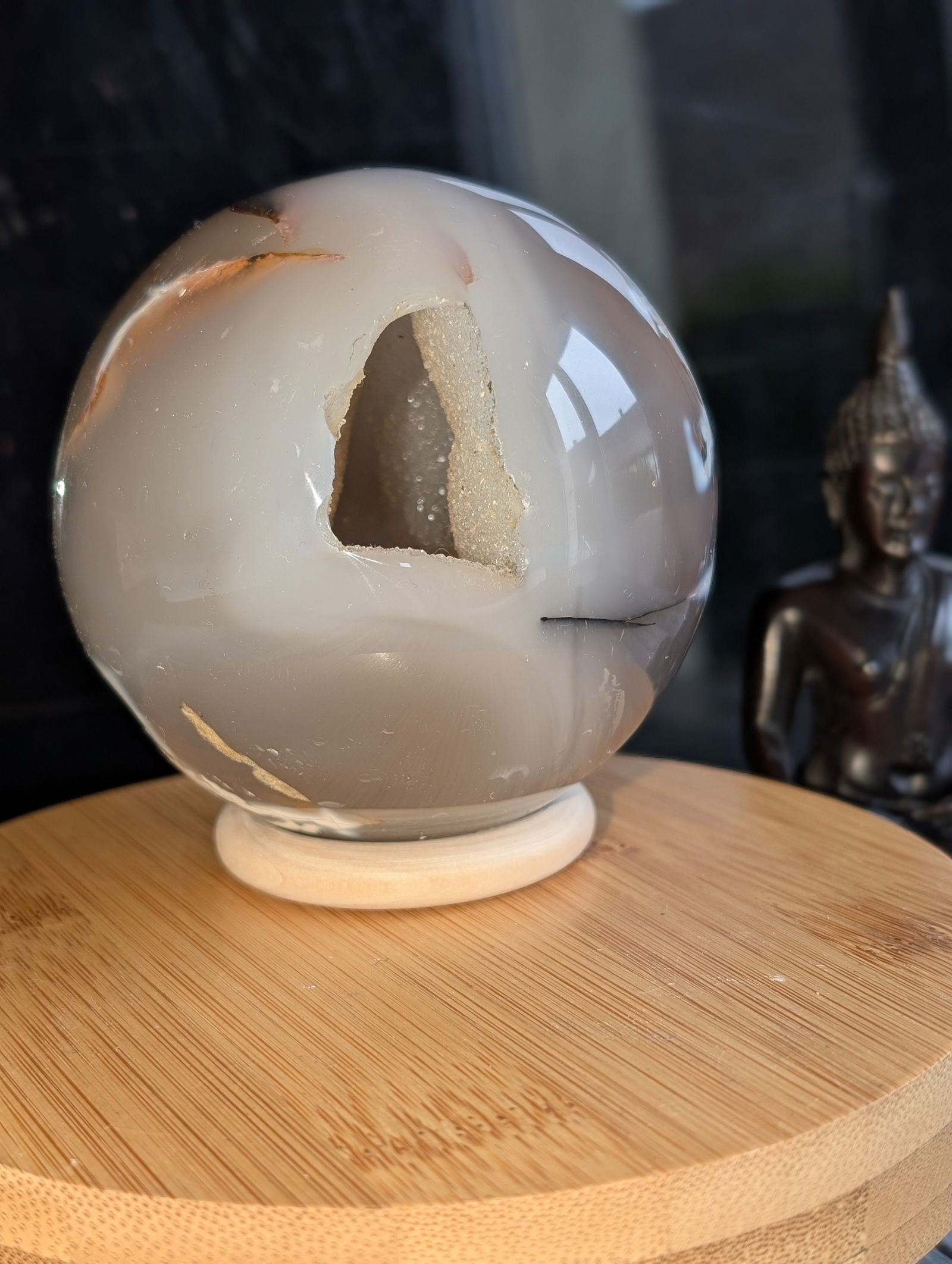 Sphere agate cristallisée 8 cm - Aurore Lune 